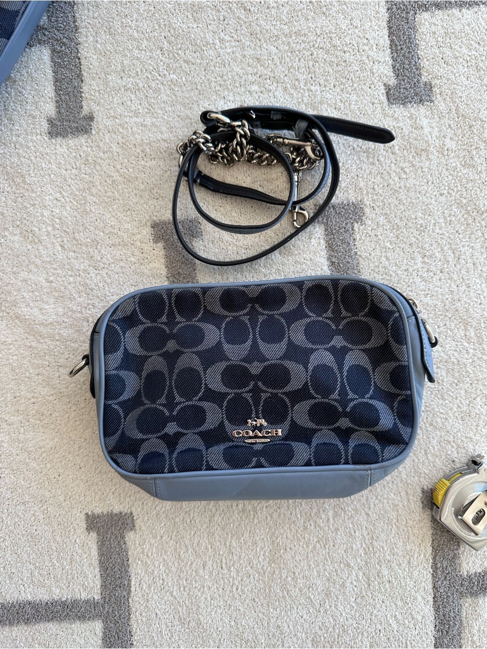 Vintage Coach denim crossbody - Picture 5 of 8